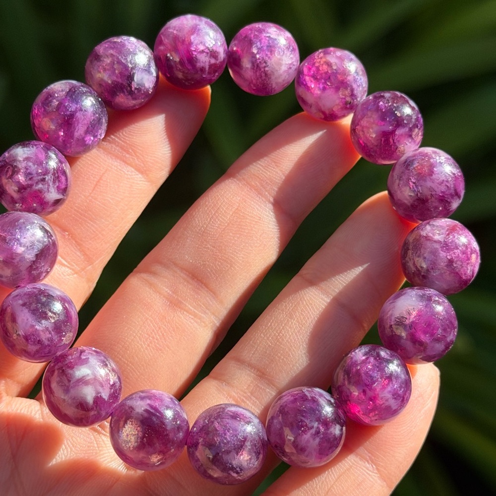 12.5mm stretchable purple mica‎ bracelet 0601